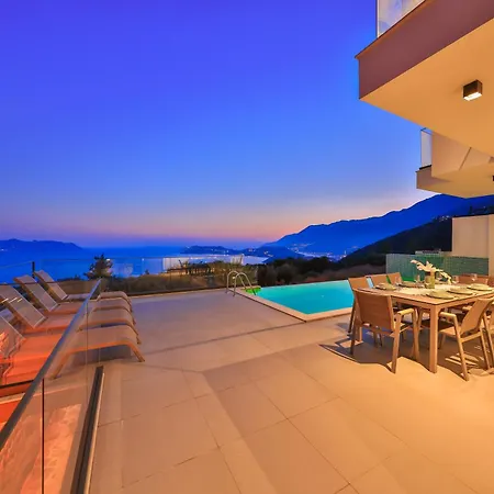Apartament Infinity Sky - Private Pool - Panoramic Sea View Kaş