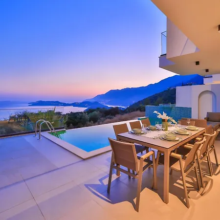 Apartament Infinity Sky - Private Pool - Panoramic Sea View