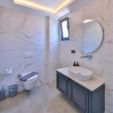 Apartament Infinity Sky - Private Pool - Panoramic Sea View *
